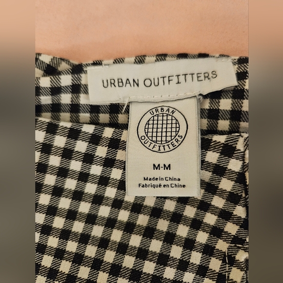 Urban Outfitters Black and White Mini Pencil Skirt With Pockets - Picture 2 of 5